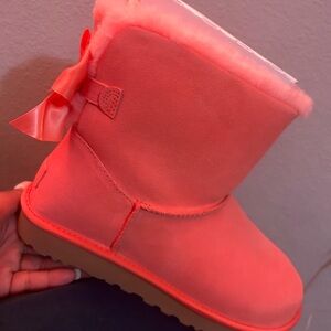 Brand new Mini Bailey Bow Uggs , Size 11